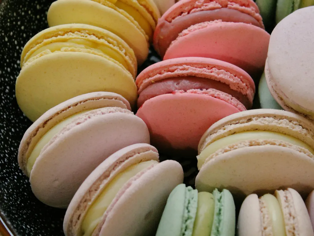 Macaronok sok színben